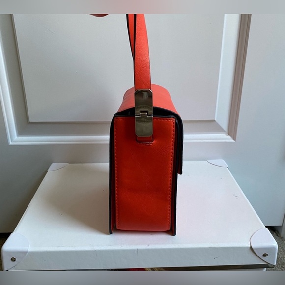 Beautiful Zara handbag - Picture 2 of 5